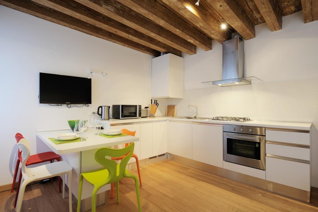 The Lion'S House Apt1 Венеция Стая снимка